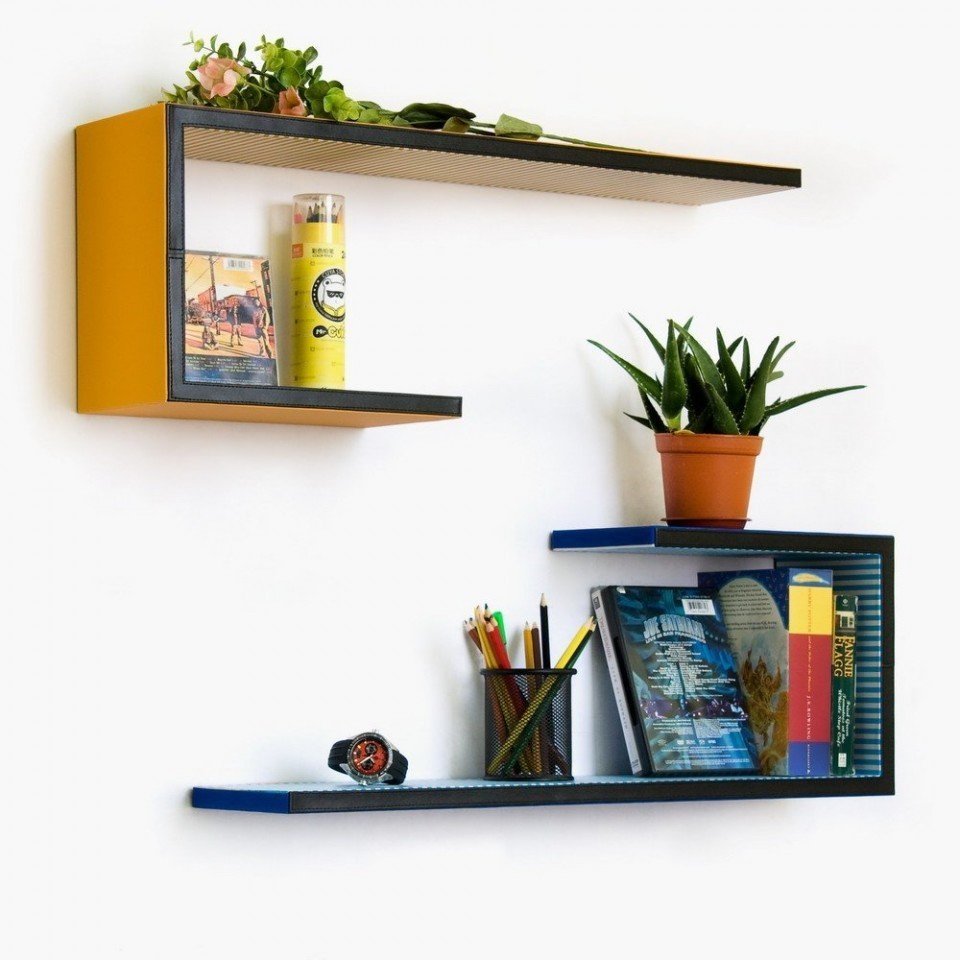 Simple trendy Wall Shelf