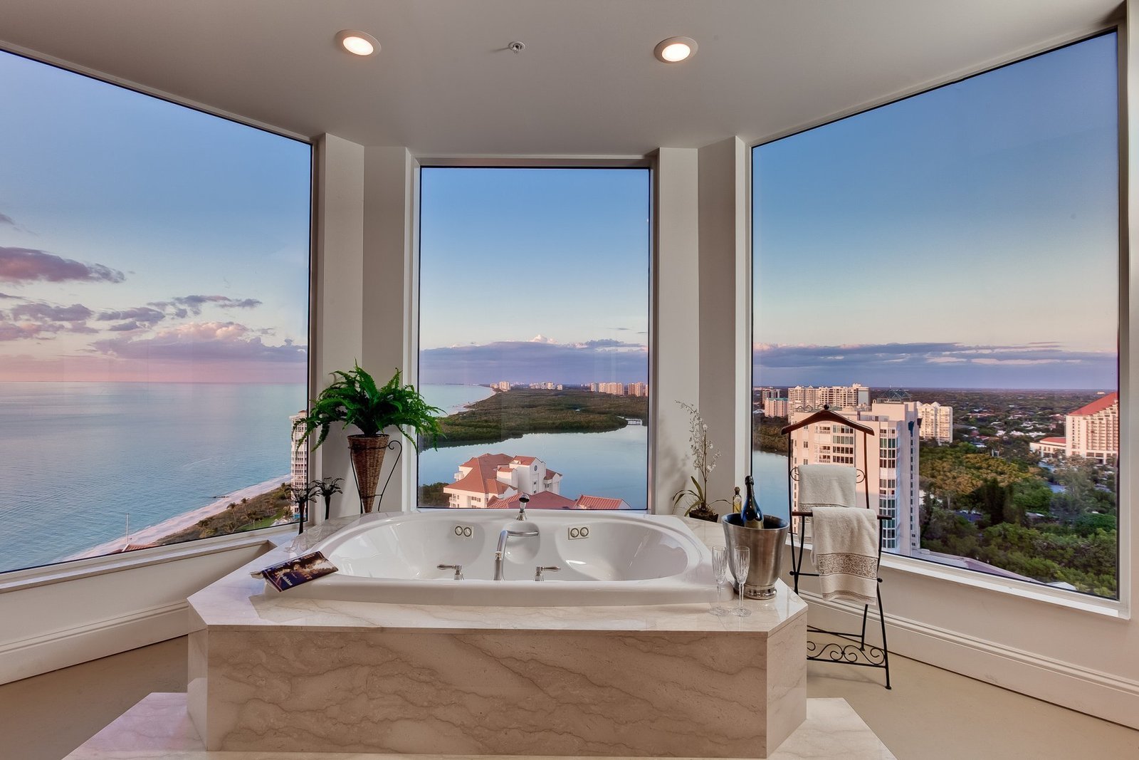 interior-style-penthouses-style-bathroom