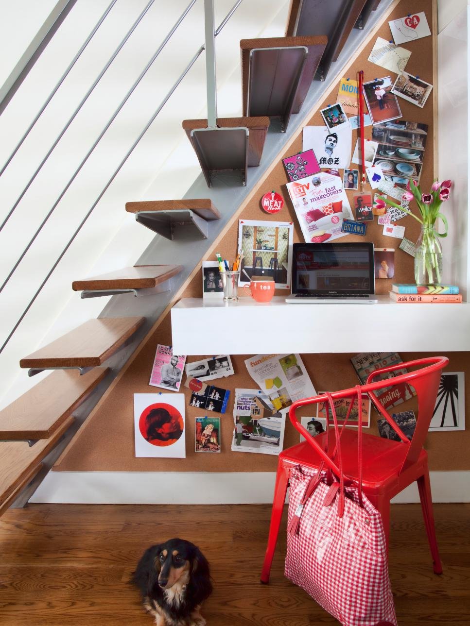 small-house-interior-design-ideas-make-use-of-every-corner