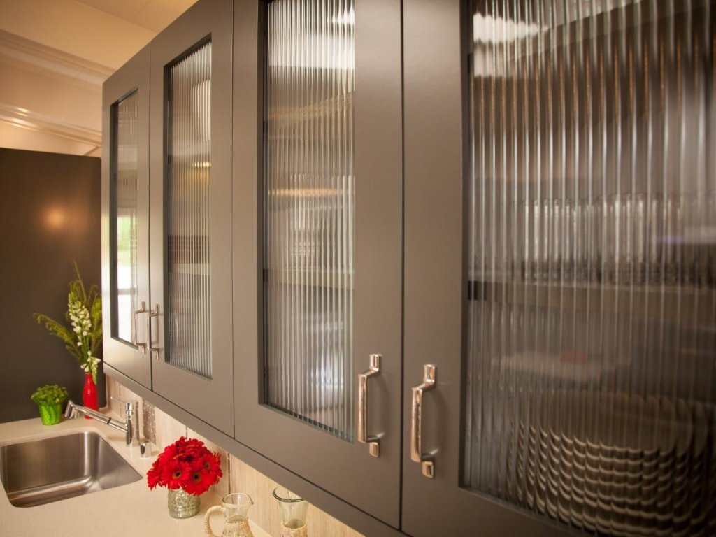 kitchen-cabinet-glass-doors