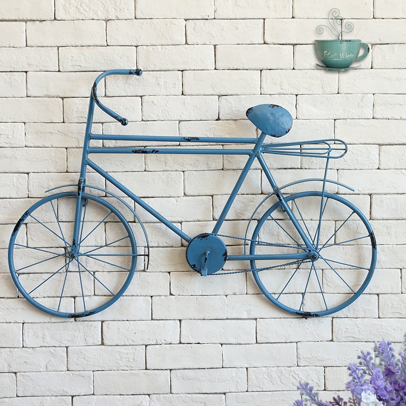 bicycle on wall decor-theme