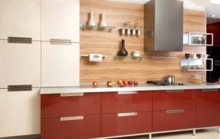 Kitchen with high gloss acrylic cabinet shutters